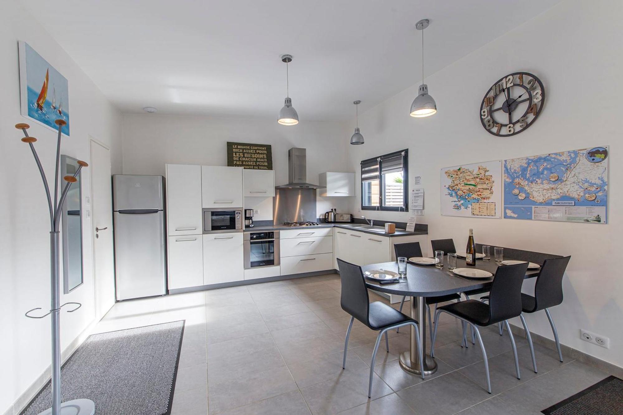 HOLAVRE- Maison pour 5p avec piscine commune Le Tour-du-Parc Extérieur photo